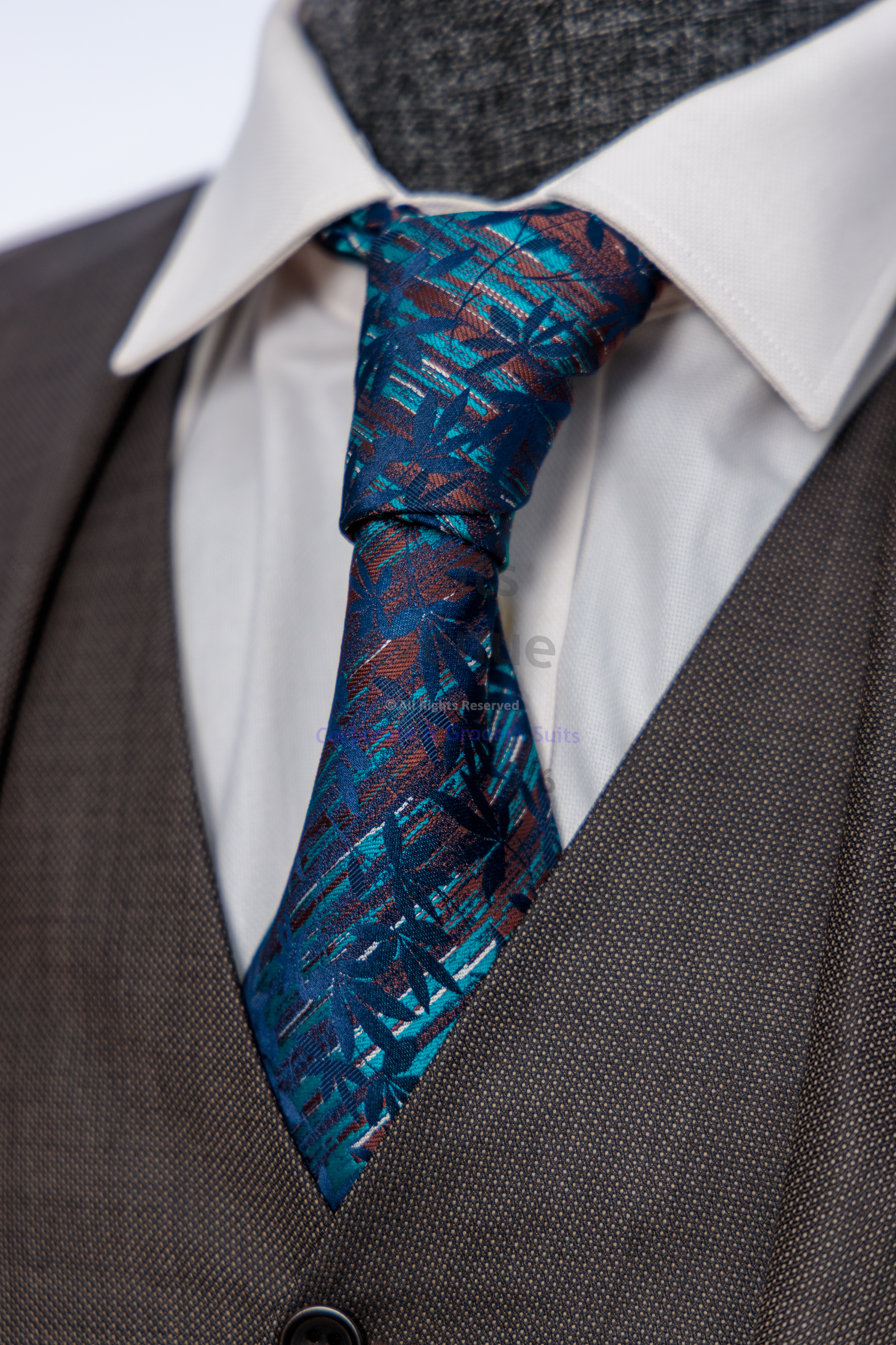 What Is the 5-Suit Rule: How to Choose Wool Suits for Office in Kampala — Part 2