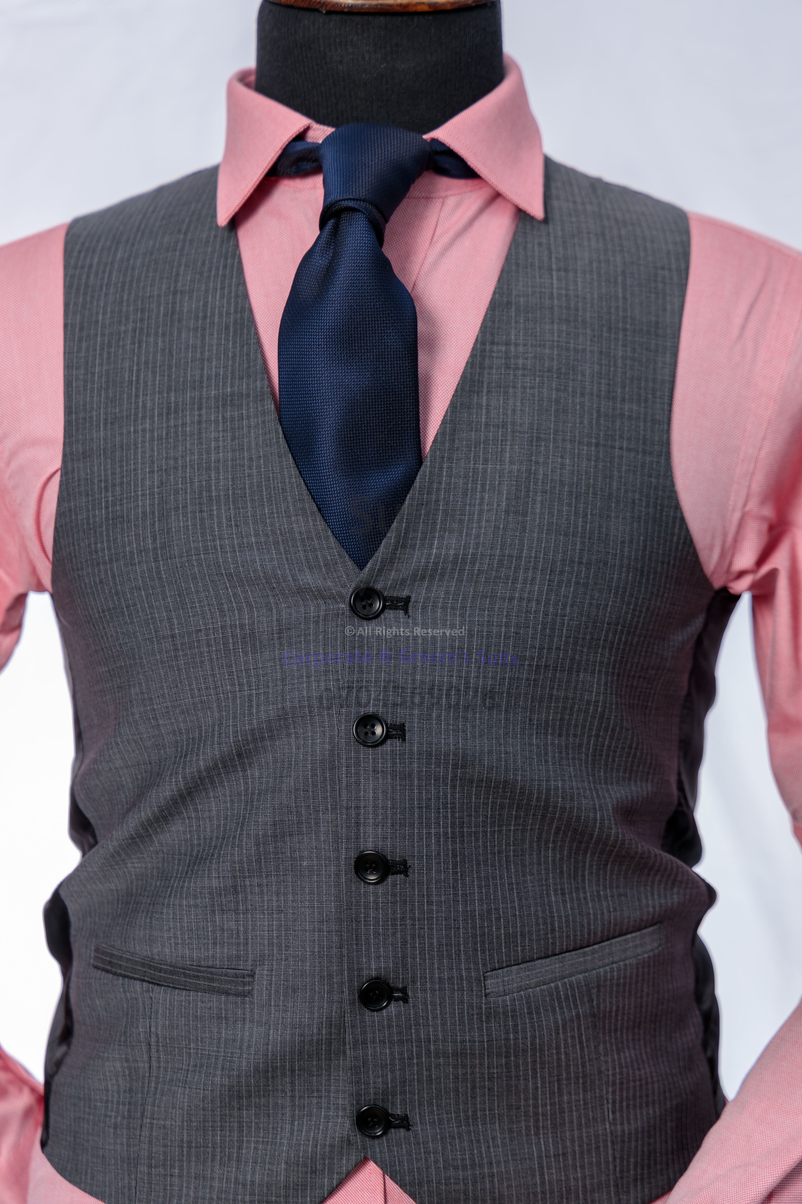 Best Wool Suits for Men in Kampala: How to Choose the Right Fit — Part 2